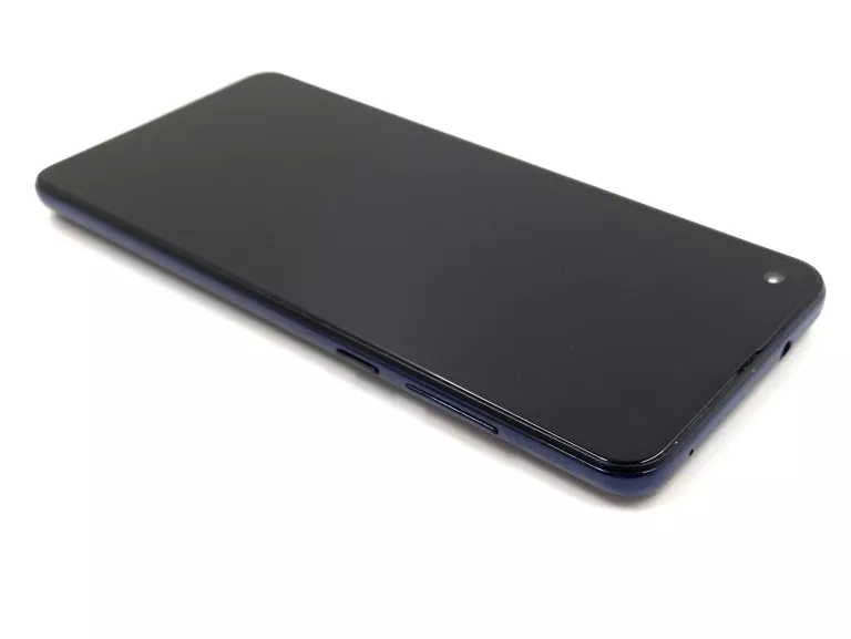 SMARTFON MOTOROLA ONE ACTION 4 GB / 128 GB 4G (LTE) NIEBIESKI