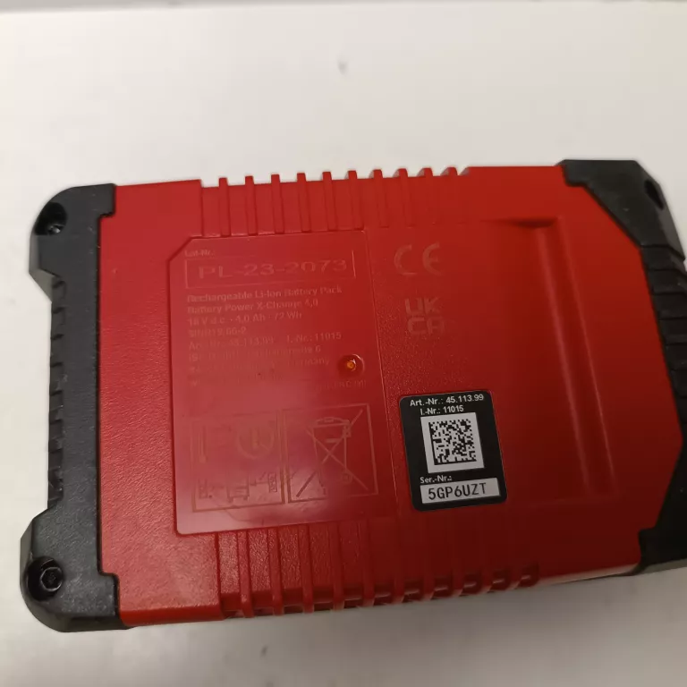 AKUMULATOR LI-ION Z ŁADOWARKĄ ZESTAWEINHELL 18 V 4 AH