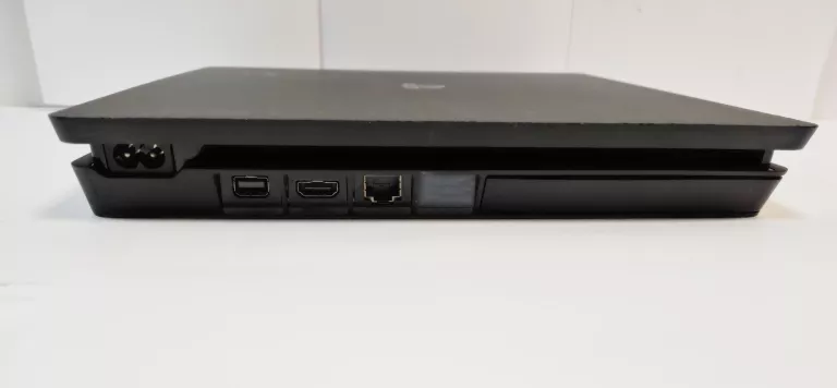 KONSOLA PS4 SONY CUH-2216B