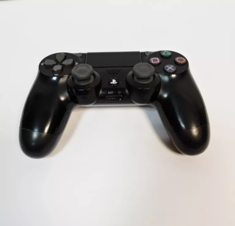 KONSOLA PS4 SONY CUH-2216B