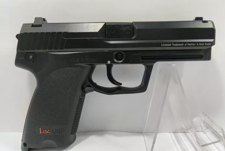 PISTOLET WIATRÓWKA HK USP CO2