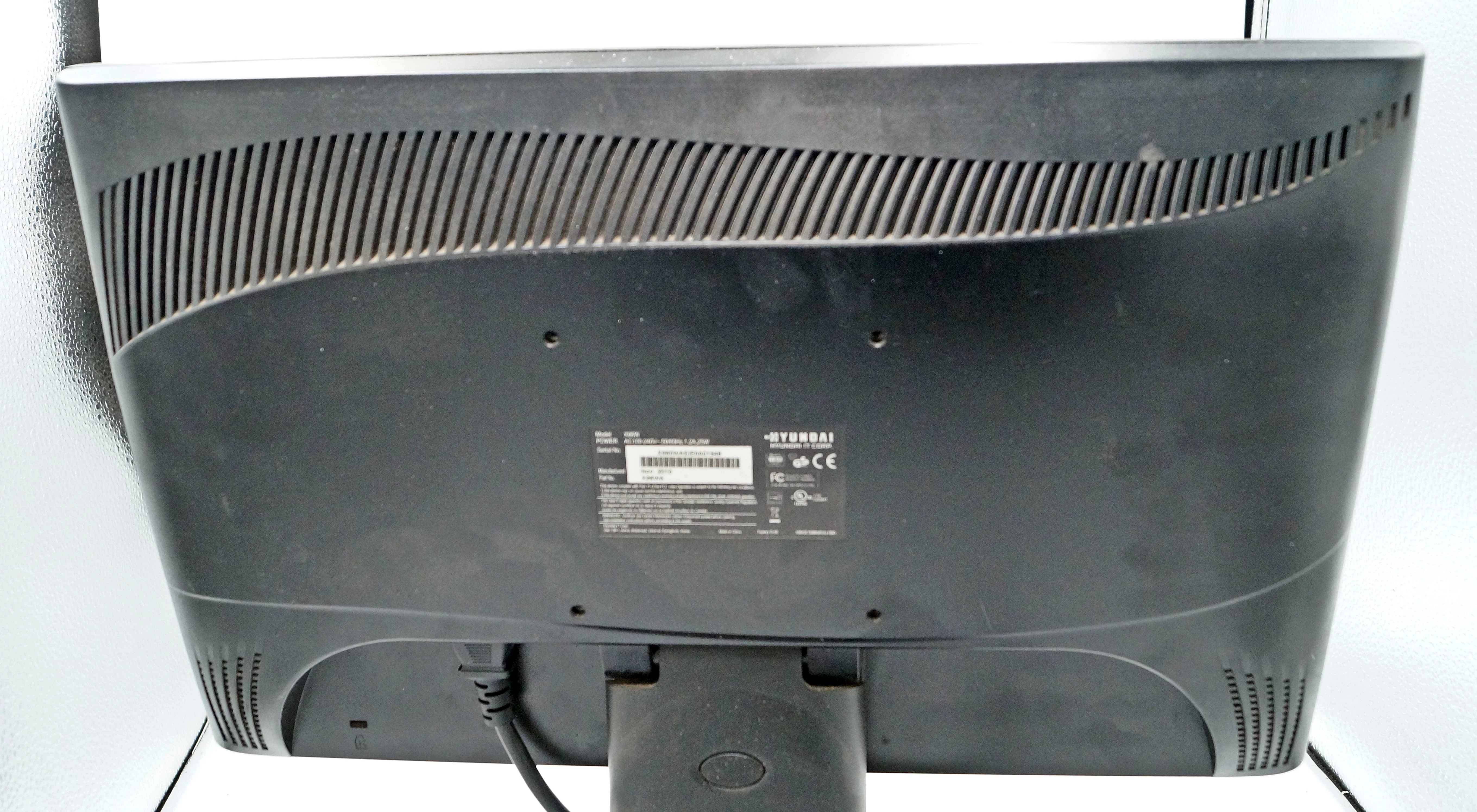 monitor-19-lcd-hyundai-x93w-1440-x-900-vga-kod-producenta-x93w