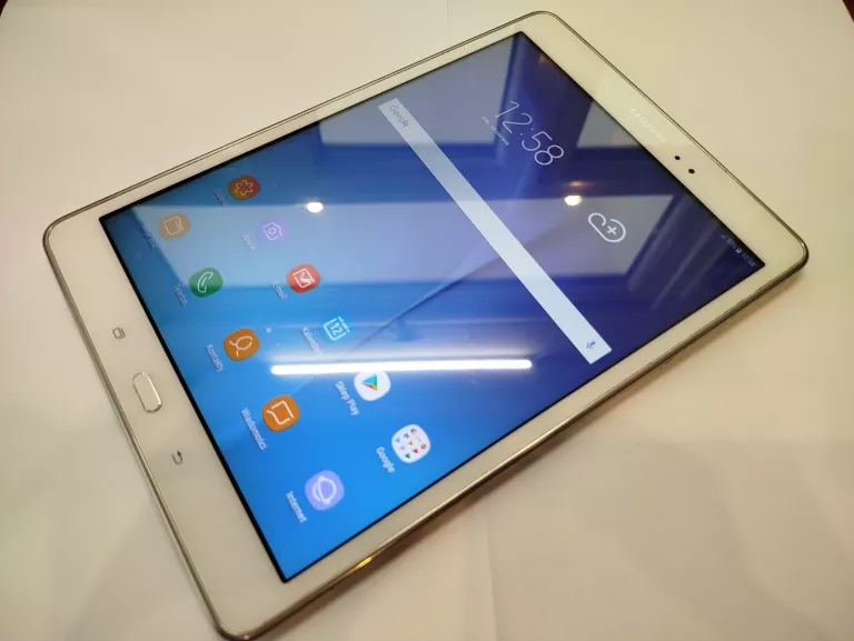 SAMSUNG GALAXY TAB A [SM-T555] - 2 / 16 GB