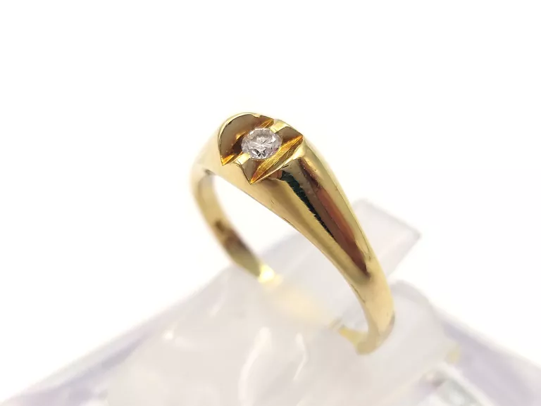 ZŁOTY PIERŚCIONEK Z DIAMENTEM 585 3,39 G 0,06CT R 12