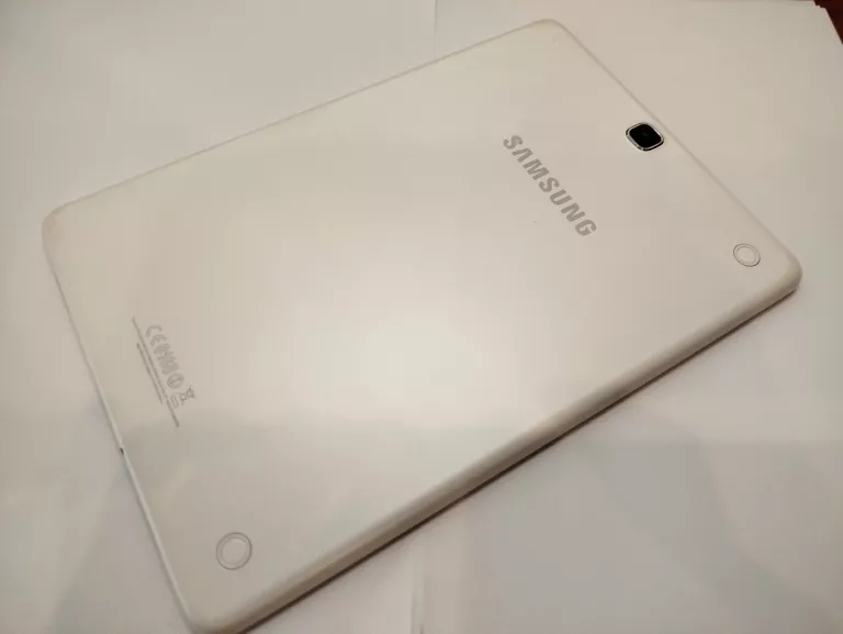 SAMSUNG GALAXY TAB A [SM-T555] - 2 / 16 GB