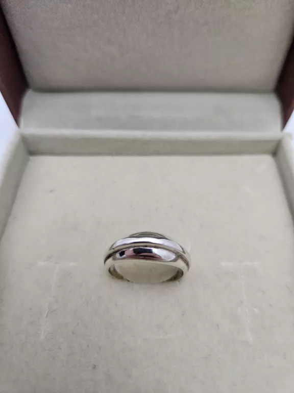 niespotykany-srebrny-pierscionek-399g-925-r13-marka-248811-958954