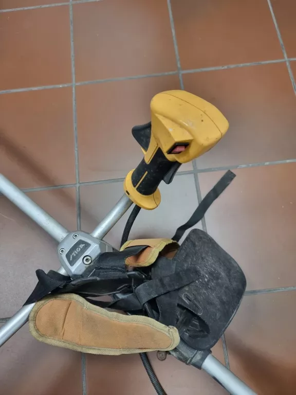 kosa-spalinowa-stiga-sbc-252-d-zasilanie-209202-1769278