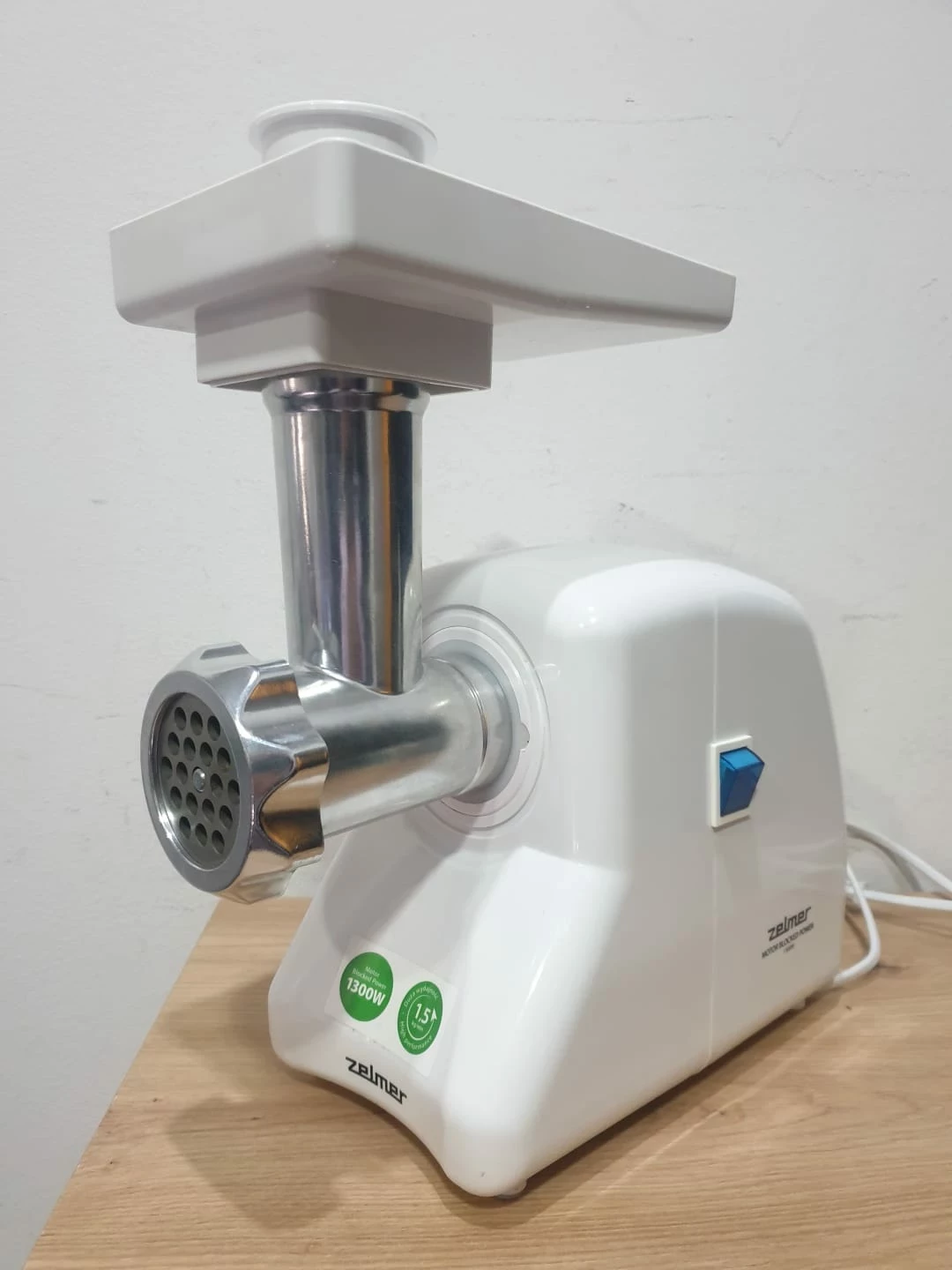 maszynka-do-mielenia-miesa-zelmer-zmm2854b-model-zmm2854b