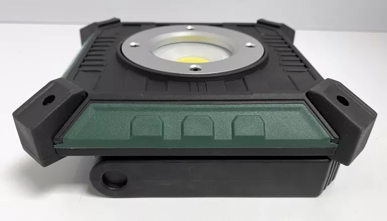 AKUMULATOROWY REFLEKTOR PARKSIDE PERFORMANCE PPBSTA 20-LI A1 LED 20 V