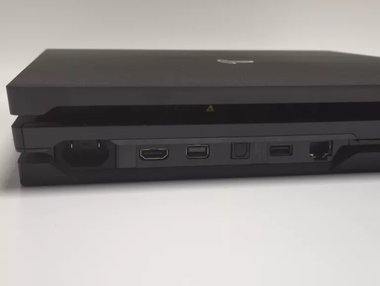KONSOLA SONY PLAYSTATION 4 PRO