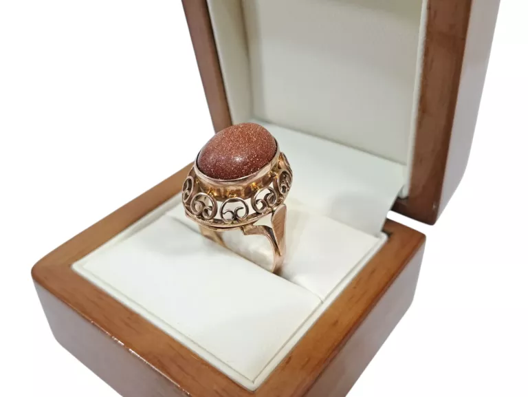 zloty-pierscionek-z-kamieniem-pr585-700g-r19-lipowa-10-bialystok-sj