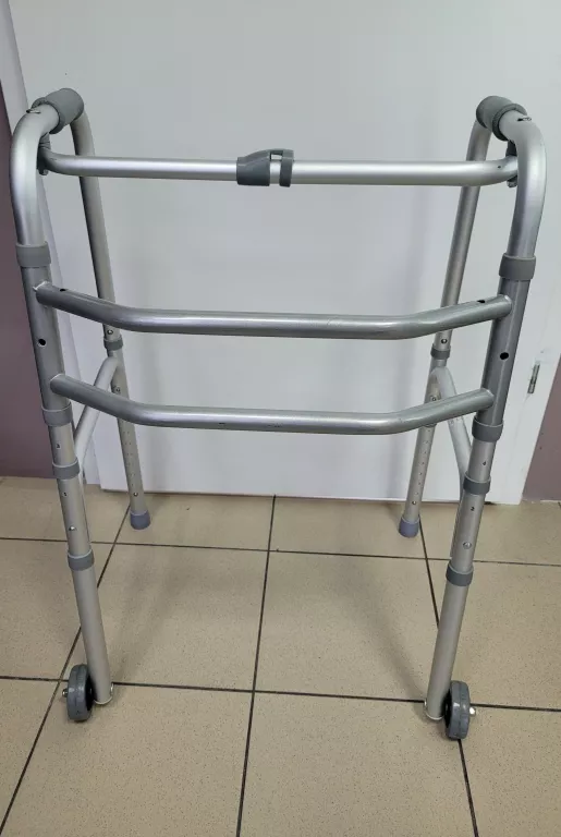 BALKONIK DO NAUKI CHODZENIA CHODZIK NA KÓŁKACH LUB STOPKACH SKŁADANY RF-13