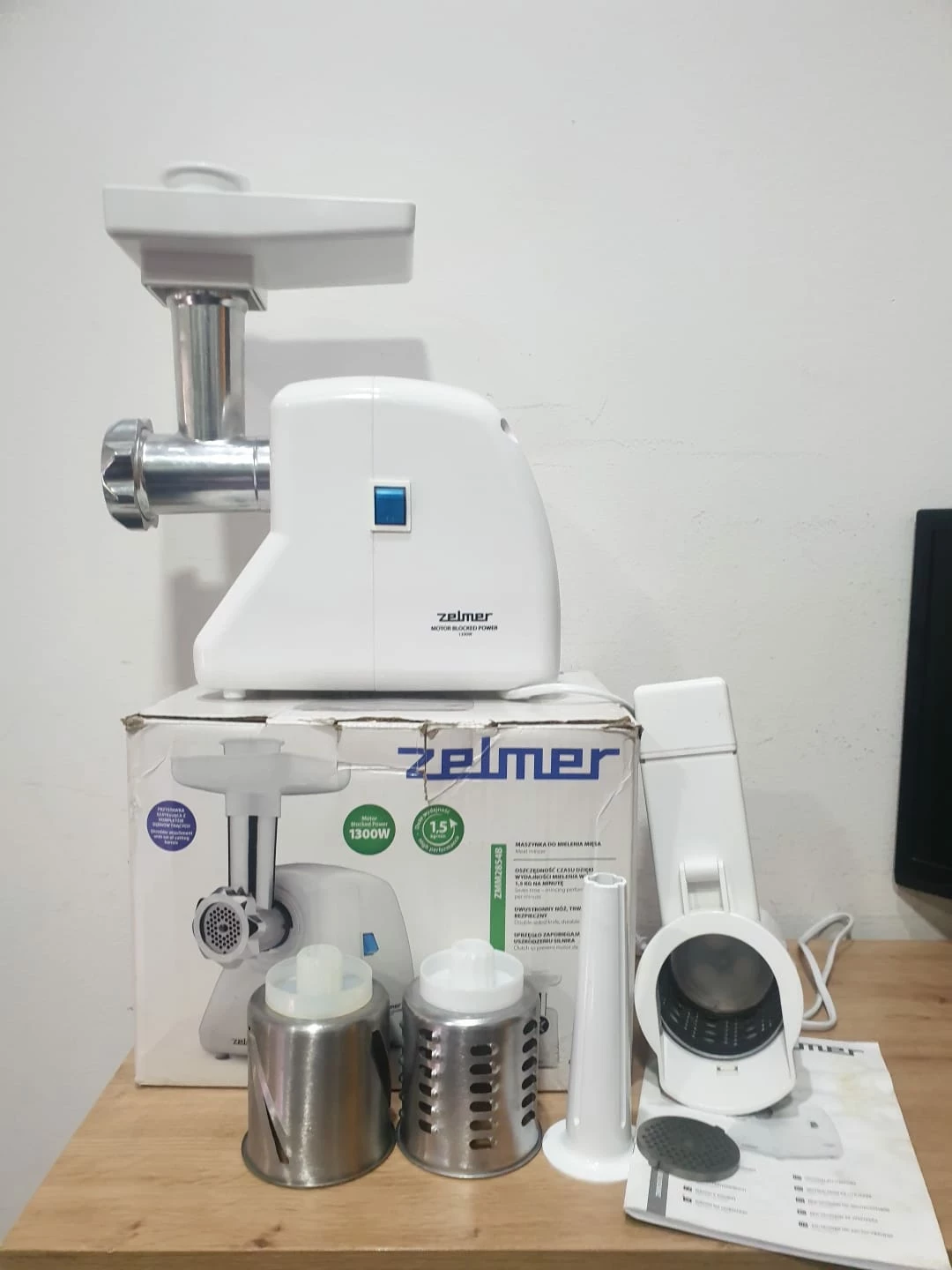 maszynka-do-mielenia-miesa-zelmer-zmm2854b-kolor-dominujacy-129357-2