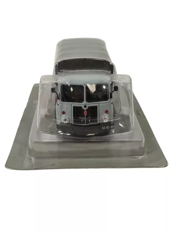 KULTOWE CIĘŻARÓWKI PRL STAR 25 MODEL DEAGOSTINI 1:43
