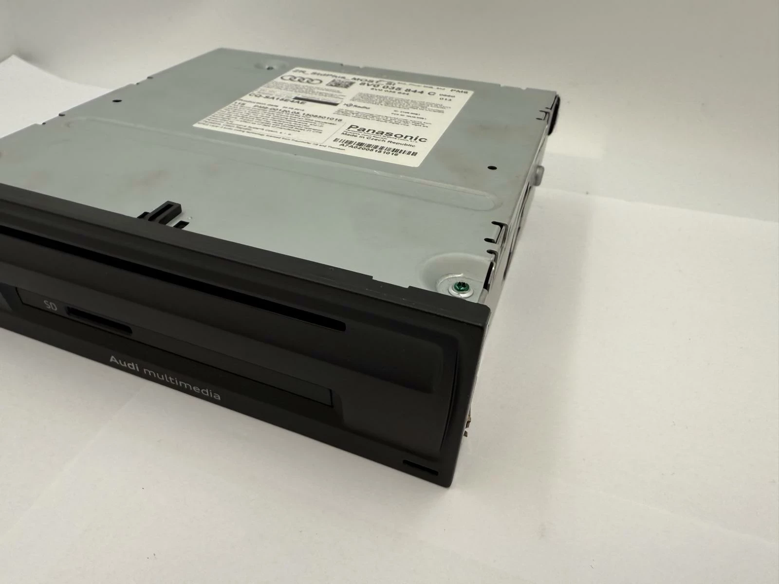 radio-samochodowe-panasonic-cq-sa15e4ae-audi-stan-11323-2