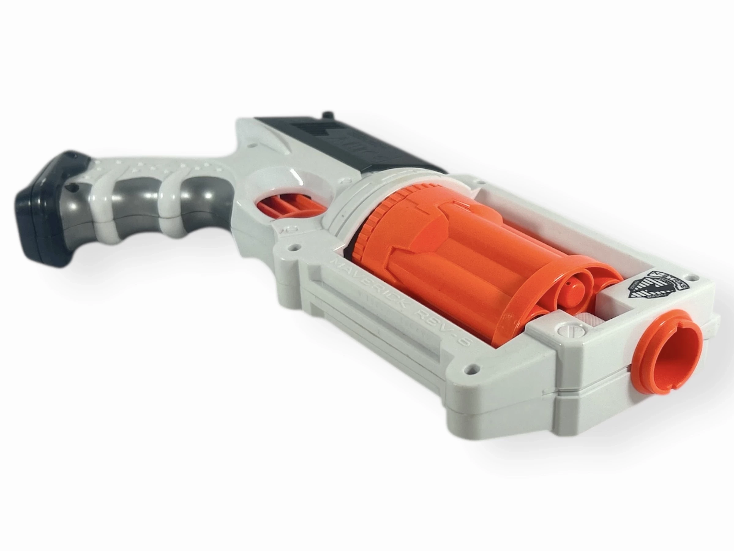 wyrzutnia-nerf-n-strike-maverick-rev-6-biala-ean-gtin-5010994895532