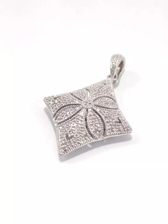 srebro-wyrob-jubilerski-uzywany-srebrny-wisiorek-925440-ean-gtin-5904665605196