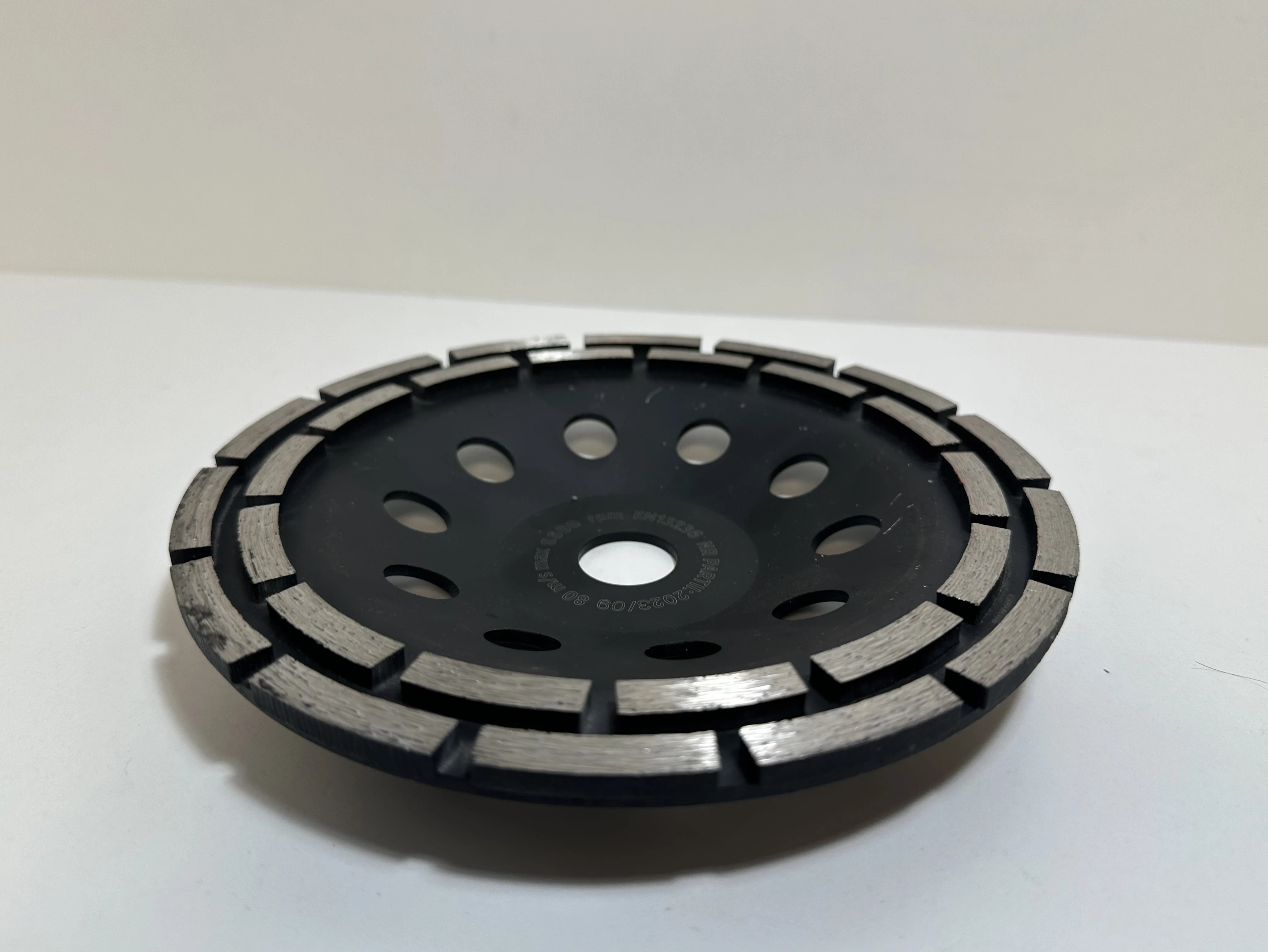 tarcza-diamentowa-do-szlifowania-baumajster-b1722-180mm-stan-11323-2