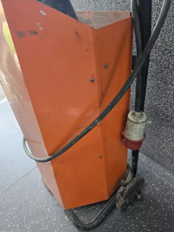 NAGRZEWNICA NA SIŁE 3PA 103 10KW