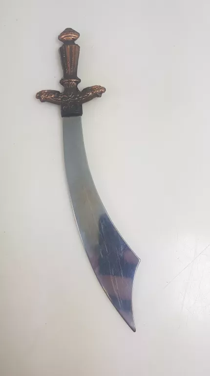 kordas-noz-do-listow-prl-olszewskiego-73-wroclaw