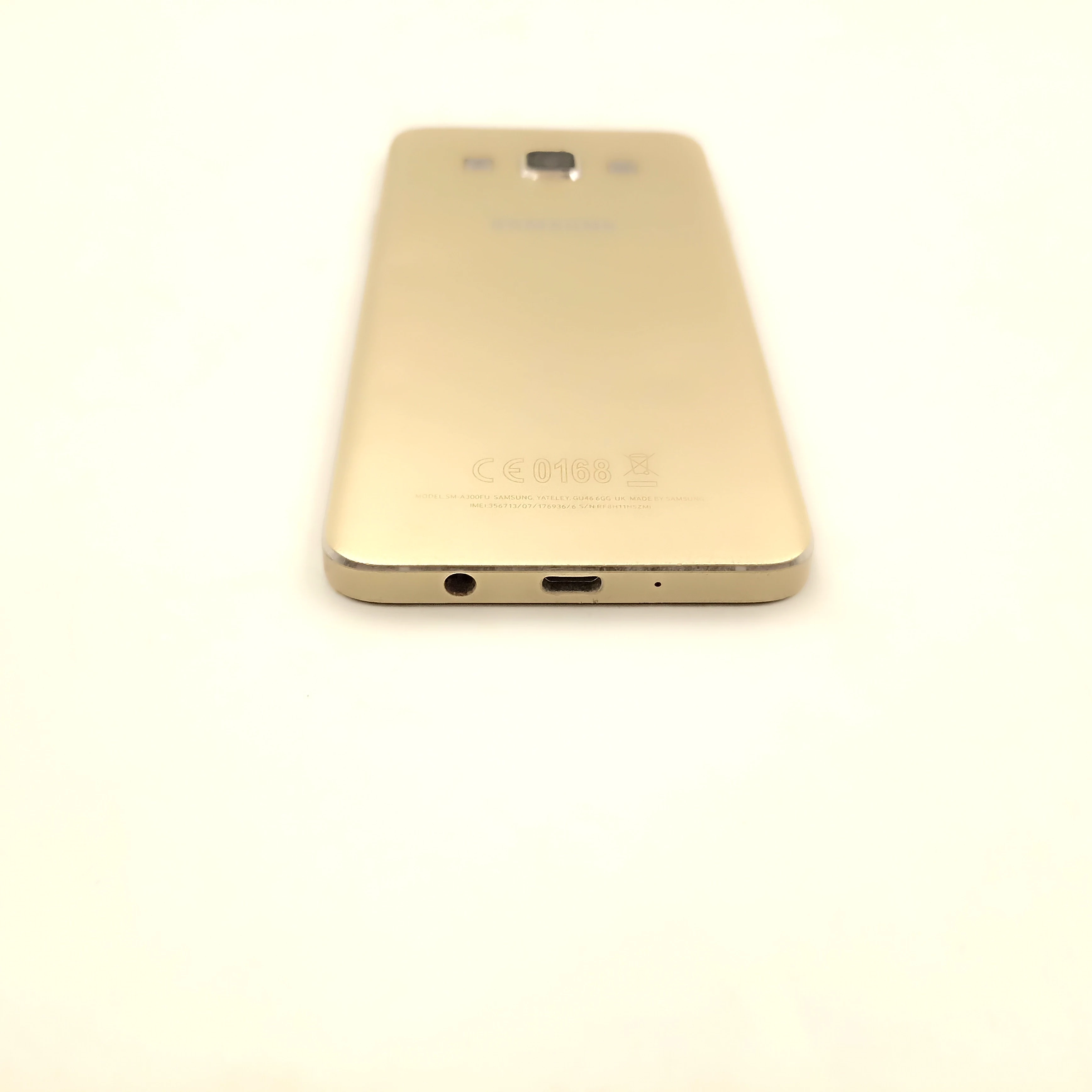 telefon-samsung-galaxy-a3-2gb16gb-wbudowana-pamiec-202869-214201