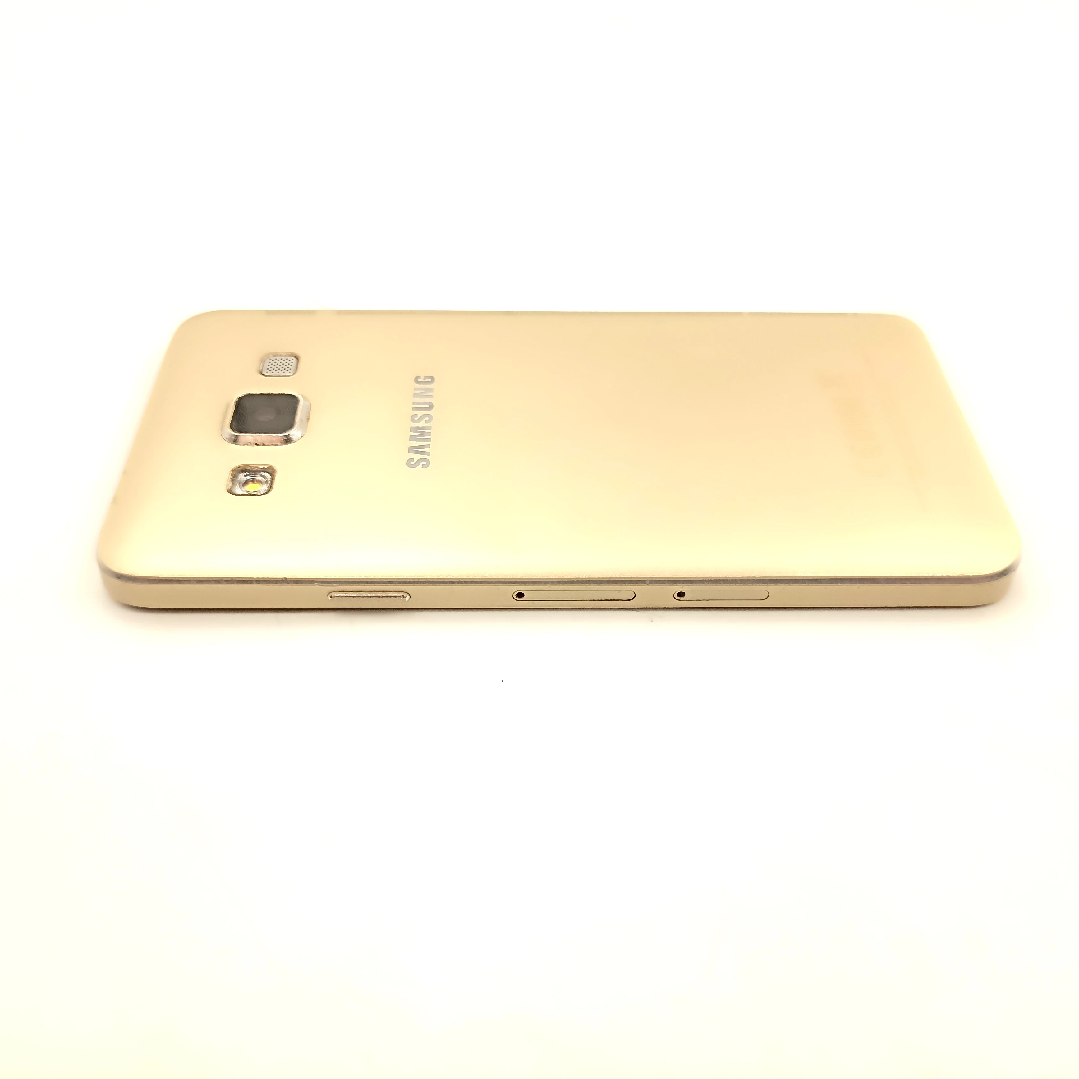 telefon-samsung-galaxy-a3-2gb16gb-przekatna-ekranu-470