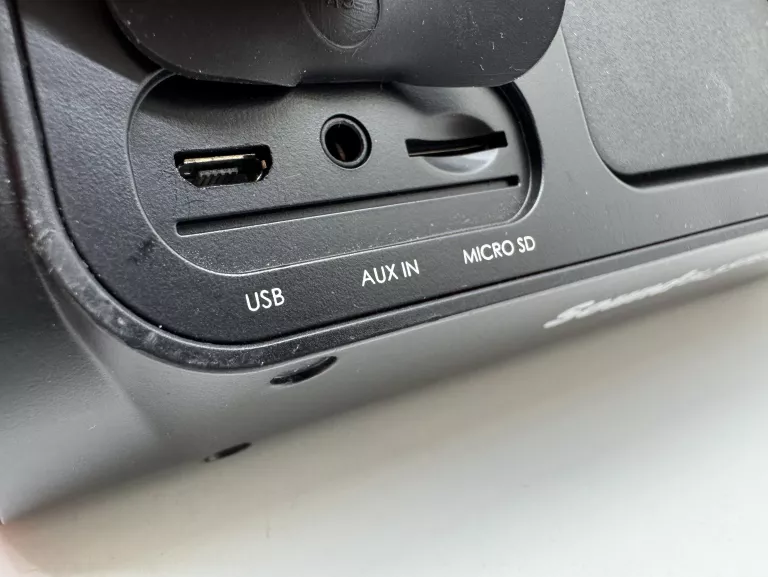 glosnik-przenosny-creative-sound-blaster-free-czarny-4-w-marka-207898-234166