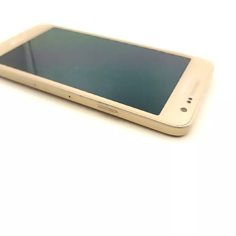 telefon-samsung-galaxy-a3-2gb16gb-stan-11323-2