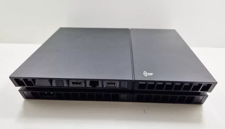KONSOLA SONY PS4 500 GB CUH-1116A