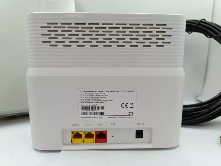 ROUTER Z ANTENĄ ZEWNĘTRZNĄ ZTE MF258 KOMPLET