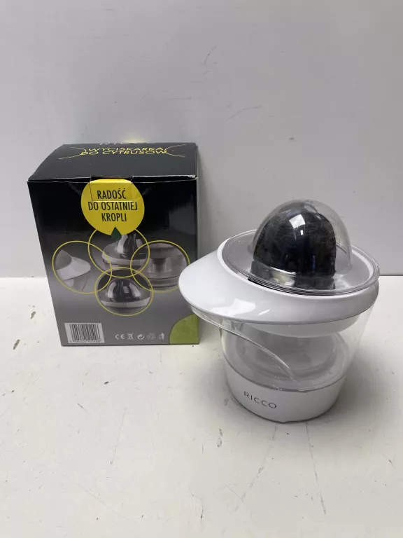 wyciskarka-do-cytrusow-ricco12442025-osiedle-teatralne-3u15-krakow