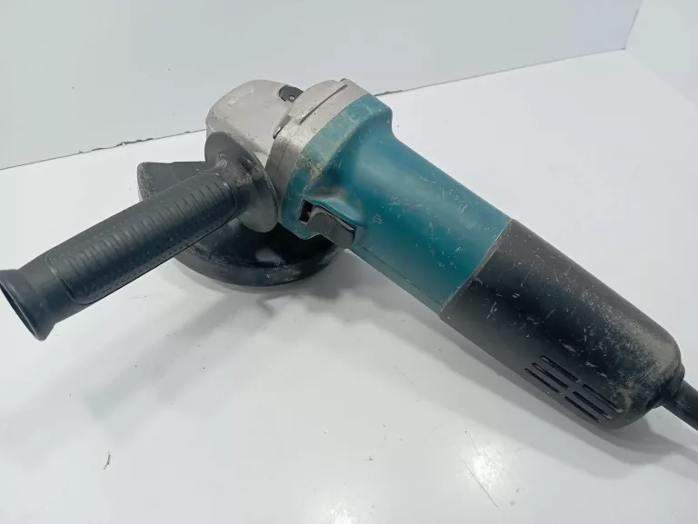 SZLIFIERKA KĄTOWA MAKITA 9558NBR 840W SIECIOWA