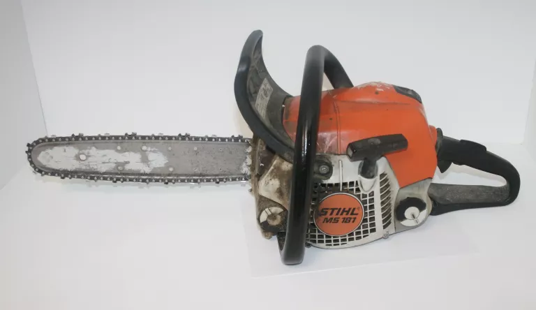 PIŁA STIHL MS181