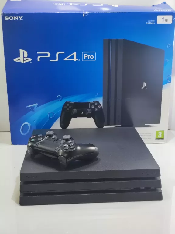 KONSOLA PS4 PRO 1 TB