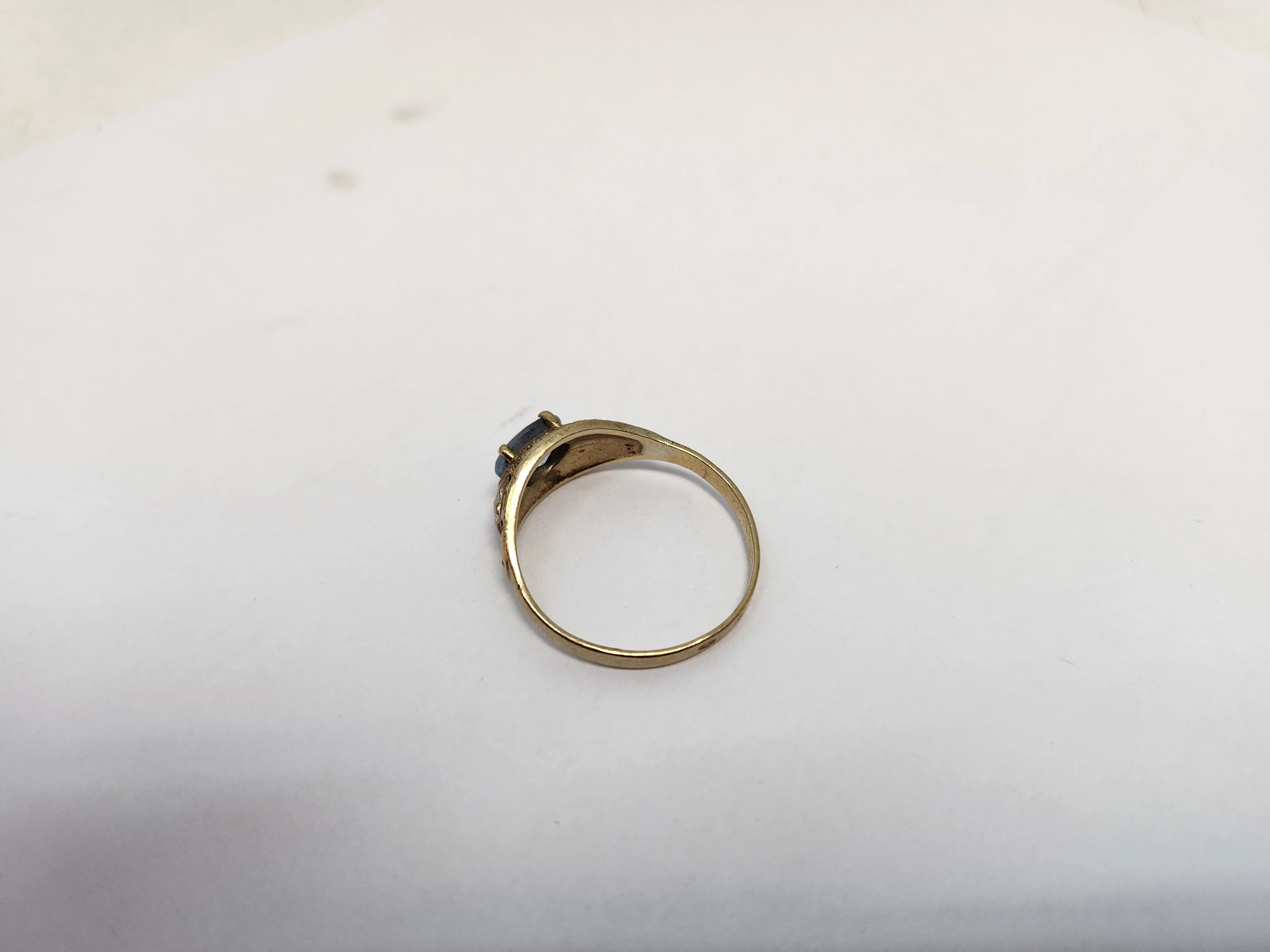 zloty-pierscionek-au-333-201g-rodzaj-2205-2