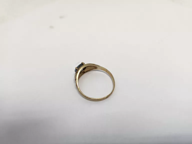 zloty-pierscionek-au-333-201g-rodzaj-2205-2