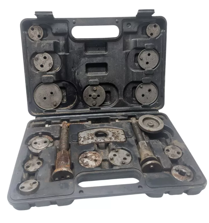 zestaw-separatorow-yato-yt-0682-do-zaciskow-hamulcowych-plac-wolnosci-3-tuchola