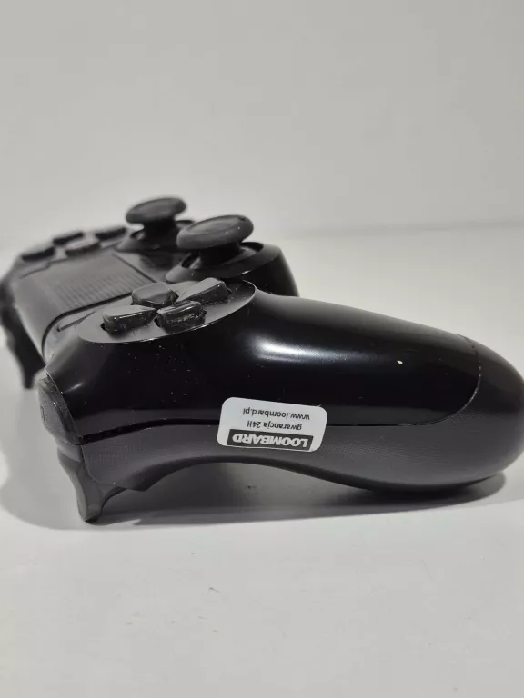 PAD DO PS4 KOLOR CZARNY