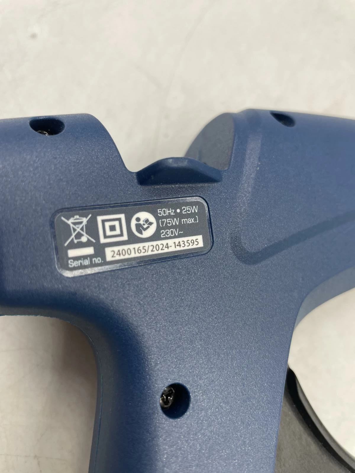 pistolet-do-kleju-ggm1009-srednica-wkladu-mm-206046-225886