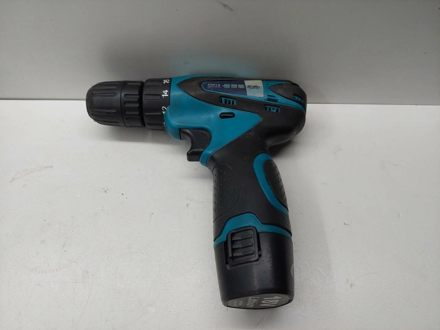 wkretarka-power-ex-8128-2-akumulatory-napiecie-v-128551-4