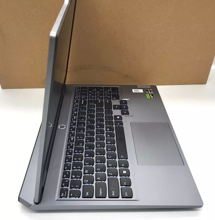 LAPTOP LENOVO LOQ 15ARP9 RYZEN 7/16GB/512GB SSD/WIN 11 PUDEŁKO