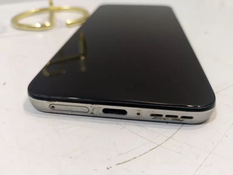 telefon-motorola-edge-30-neo-128gb-kod-producenta-pav00062pl