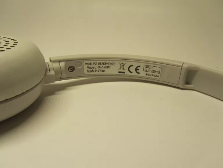 SLUCHAWKI JVC HA-S20BT