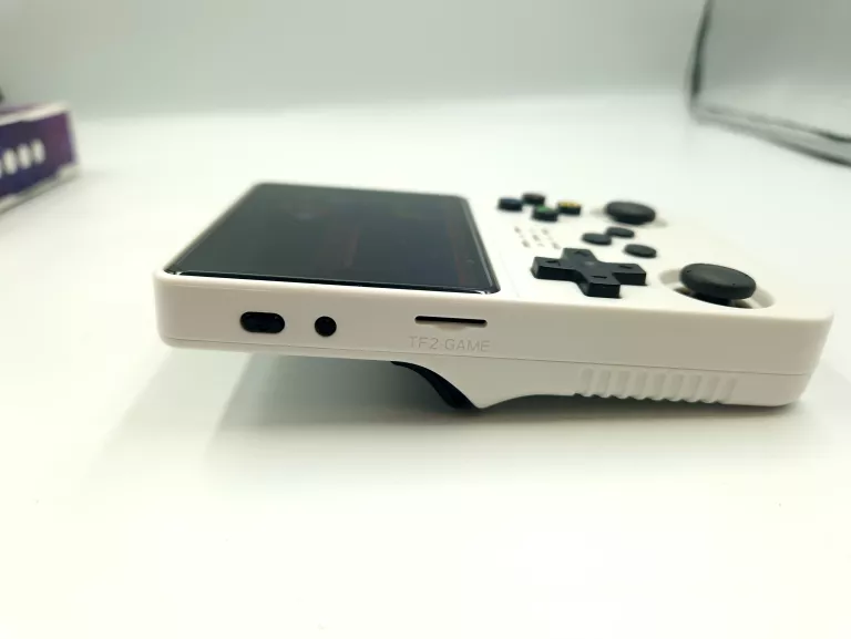 KONSOLA R36S KOMPLET + GRY PLAYSTATION, GAMEBOY, NINTENDO
