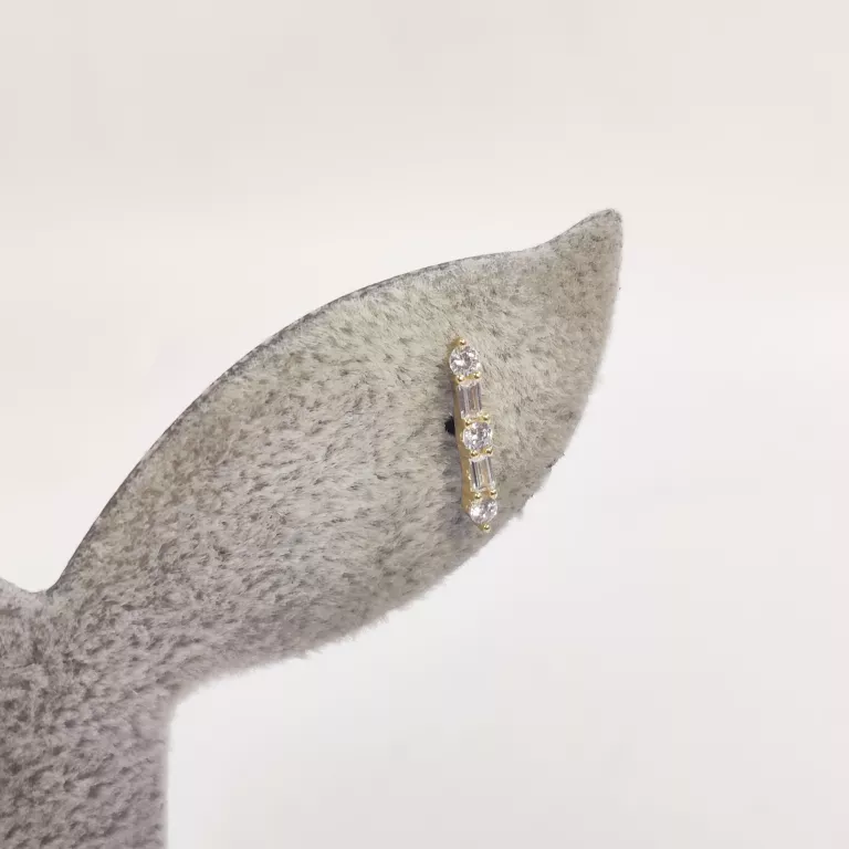 delikatne-kolczyki-slupki-stan-11323-2