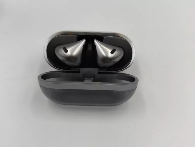 sluchawki-samsung-galaxy-buds3-silver-stan-11323-2