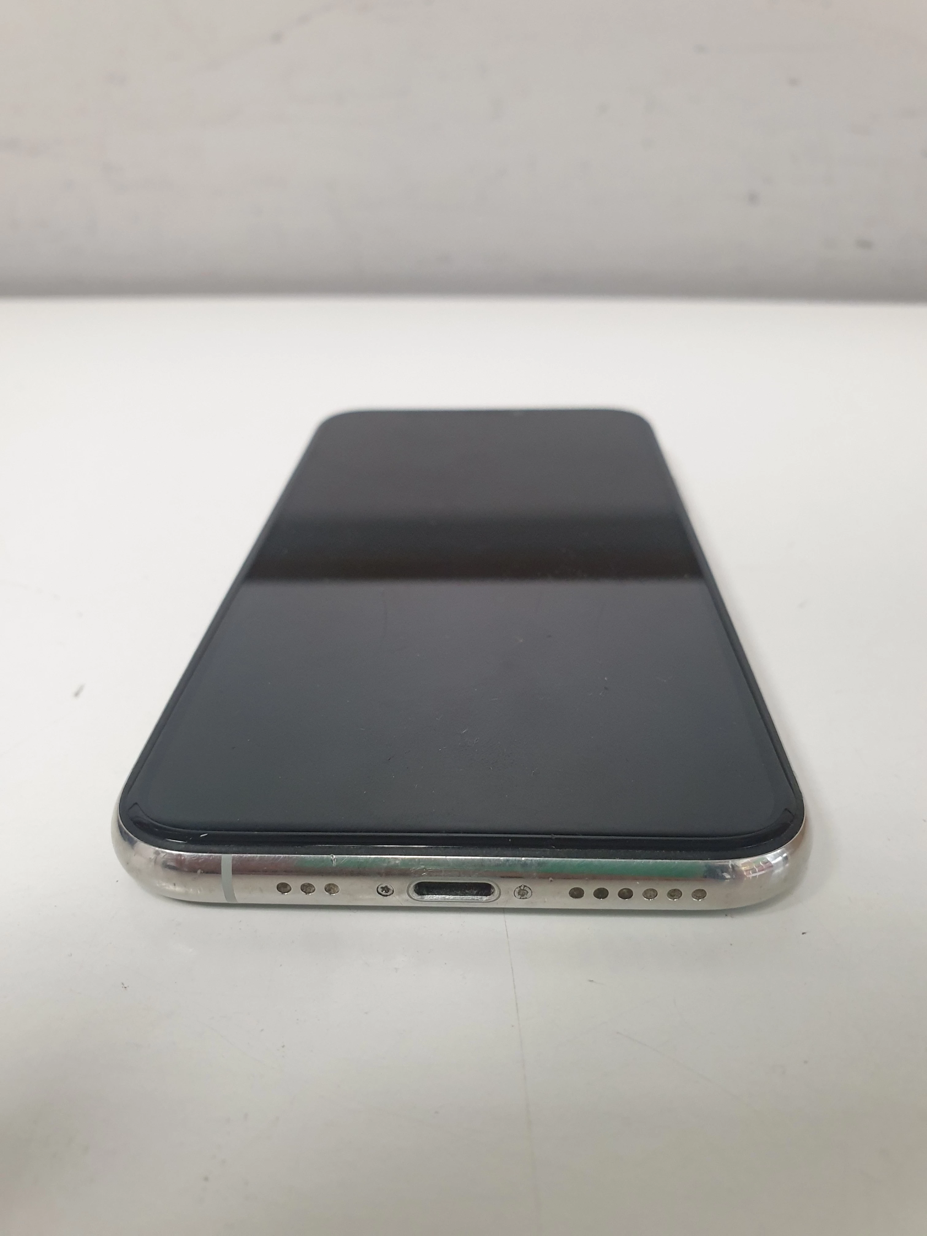 telefon-iphone-11-pro-265-gb-kondycja73-opis-nie-wlacza-sie-stan-11323-238062