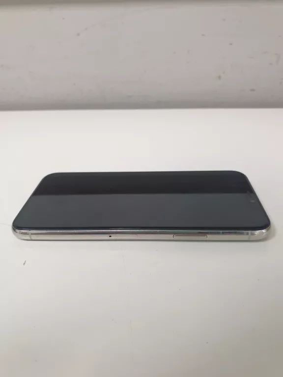 telefon-iphone-11-pro-265-gb-kondycja73-opis-nie-wlacza-sie-kod-producenta-mwc92pma