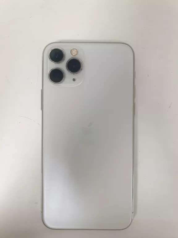 telefon-iphone-11-pro-265-gb-kondycja73-opis-nie-wlacza-sie-przekatna-ekranu-580