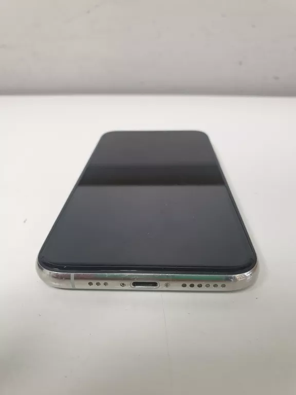 telefon-iphone-11-pro-265-gb-kondycja73-opis-nie-wlacza-sie-stan-11323-238062